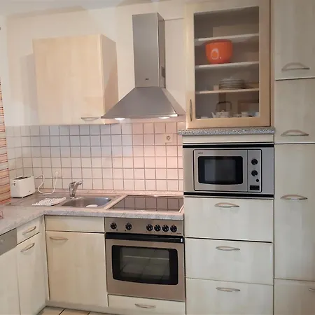 Geier Apartament *